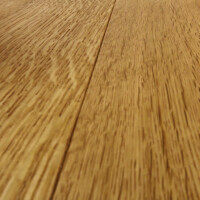 15 mm  x 18,9 x 186 cm Floorentino Blacklabel, Eiche Poel, 3-Schichtparkett,
1-Stab Landhausdiele, Rustikal,
farblos geölt, rundum gefast, gebürstet,
mit Drop Down - Verbindung,
Nutzschicht ca. 4,0mm
VE = 8 Stk. / 2,812 m² - Palette = 40 Pak. / 112,493 m²