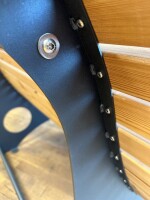 Das Waldsofa, Motiv: Kreise (Holz: Kan. Lärche), 2 Untergestelle aus + Beschichtung / Oberfläche Grundiert + Pulverbeschichtet - DB 703 Anthrazit, Format ca.: B 148 cm x H 50,5 / 107 cm x T 152 cm