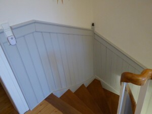 20 x 120 mm Kand. Lärche Stabprofil / Sachsenprofil (z.B. Lambris / Lamperie), sf hobelfallend I-IV (Abnahme volle Bunde: 5 St.)