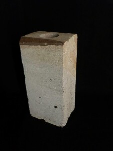 Steinfakel 74 / Sandstein, H: ca. 43 cm B: ca. 20 cm T:...