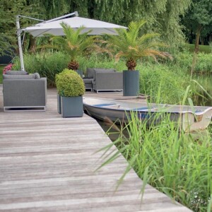 25 x 145 mm Bangkirai-Terrassendielen Glattkantprofil, 4-seitig gehobelt Kanten gefast, Blue Star PREMIUM KD Dauerhaftigkeitsklasse 2 nach EN 350-2, Längen ab 244 bis 488 cm je nach Verfügbarkeit (Eingabe bei Bestellung / Menge = Lfm.)