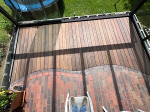 20 x 130 mm Thermisch modifizierte Esche (TMT), DK 1, glatt gehobelt und gebürstet, Oberfläche geölt, ROG-Clip (RC-01 & T3601), Längen: 120 - 360 cm alle 30 cm. Abgerechnet wir nach Lfm!