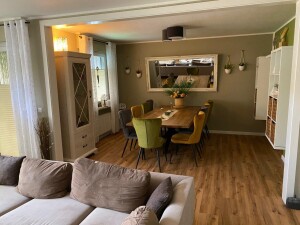 5,5 x 225 x 1220 mm Floorentino Design Vinyl Landhausdiele Comfort Klick "Erica" Drop Down incl. Trittschall, 0,55 mm Nutzschicht, Synchronprägung, Pak. 8 St. / 2,196 qm, Palette: 105,41 qm