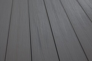 20 x 146 mm VIVADECK® BPC Woodgrain-Terrassendielen...