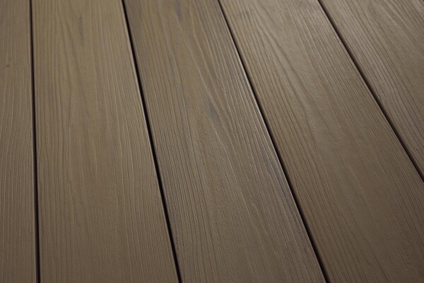 20 x 146 mm VIVADECK® BPC Woodgrain-Terrassendielen VDN02, Braun-Beige Massiv-Profil, Kombi-Profil eins. strukturgeprägt-eins. Glatt mit seitlicher Clip-Nut für VD022 & T3601, Längen: 295 cm (2 - 3 LZ Tage ab Lager Lübbecke)