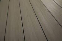 20 x 146 mm VIVADECK® BPC Woodgrain-Terrassendielen VDN03, Beige-Grau Massiv-Profil, Kombi-Profil eins. strukturgeprägt-eins. Glatt mit seitlicher Clip-Nut für VD022 & T3601, Längen: 295 cm (Ab KW 14 Verfügbar)