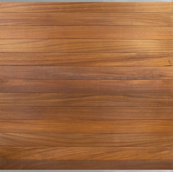 174 x 177,7 cm (BxH) VivaView TMT-Steckzaun-Set Nordstrand, Holzart: TMT Ayous gebürstet & geölt / Silber, Set bestehend aus: Ober- und Unterprofil sowie 13x TNT-N&F-Profilen Art.- Nr.: NS123