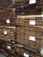 52 x 130 mm FSC Accoya-Schnittholz, Nr. 1 Clear i. Pr. 4-seitig fehlerfrei, Längen 240 / 270 u. 300 cm je nach Verfügbarkeit. Abgerechnet wird in Lfm.!