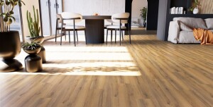 5,5 x 228 x 1224 mm Designboden Landhausdiele Rigid-Comfort Lugano" incl. Trittschall, 0,55 mm Nutzschicht, Verlegesystem: AngleAngle, Synchronprägung, Microfase, Pak. 8 St. / 2,225 qm (Gewicht: 20,30 kg/Pak.), Palette: 97,856 qm