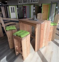 Bar-Set Plön Lärche/Douglasie groß 1x Tisch groß, 4x Hocker, alles rustikal geh. (ohne 4x Lehne), Wir empfehlen zusätzlich Holzschutz & Aceton gegen Harzaustritt, Gewicht: 115 kg, Art.-Nr.: 84007001 / JO