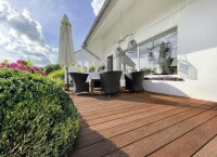 45 x 145 mm Bangkirai-Terrassendielen Glatt-/Trapezprofil, Blue Star Premium, KD ca. 16 % Dauerhaftigkeitsklasse 2 nach EN 350-2, Längen ab 244 bis 488 cm je nach Verfügbarkeit (Eingabe bei Bestellung / Menge = Lfm.)