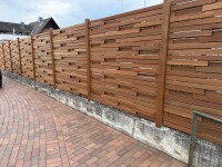 180 x 180 cm Prima Nova Bangkirai Rechteck-Bretterzaun PN001, Bretter gehobelt 15 x 68mm Querriegel 15 x 58mm, V2A verschraubt, DC 2