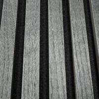 22 x 526 x 2600 mm Akustikpaneele Klangwunder Expert, Eiche kerngeräuchert, roh, MDF schwarz eingefärbt, Filz schwarz, 1mm Echtholz-Furnier, Aufbau: 22 mm (MDF 12mm + 1mm Echtholz-Furnier + 9mm Filz)