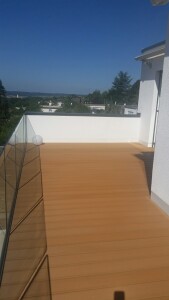 24 x 142 x 4950 mm VIVADECK® Terrassendielen WPC, Ovalhohlkammer-Profil, Kombiprofil mit seitlicher Clip-Nut für VD012 & T3601, Bangkira (Abrechnung nach Lfm.)