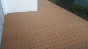 24 x 142 x 4950 mm VIVADECK® Terrassendielen WPC, Ovalhohlkammer-Profil, Kombiprofil mit seitlicher Clip-Nut für VD012 & T3601, Bangkira (Abrechnung nach Lfm.)