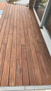 20 x 140 x 2200 mm aMbooo Terrassendiele Bambus INFINITY, Farbe: Bernstein-vorgeölt, Profil: Sichtseite handbehauen - Rückseite fei genutet, mit längsseitiger Kopfspundung (Abr. nach Lfm.)